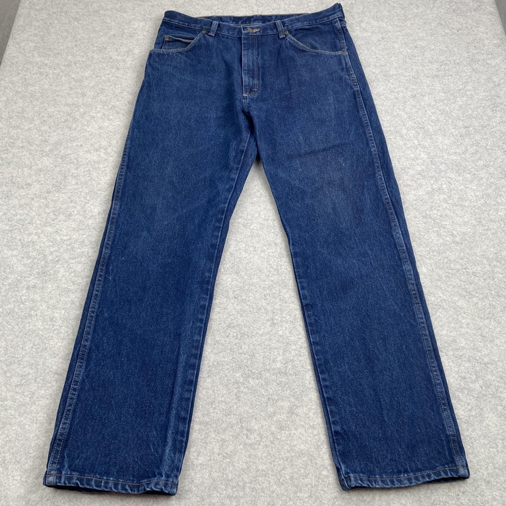 Wrangler Rugged Wear Jeans Mens 36x32 (34x30) Blue Straight Leg 100% Cotton Pant